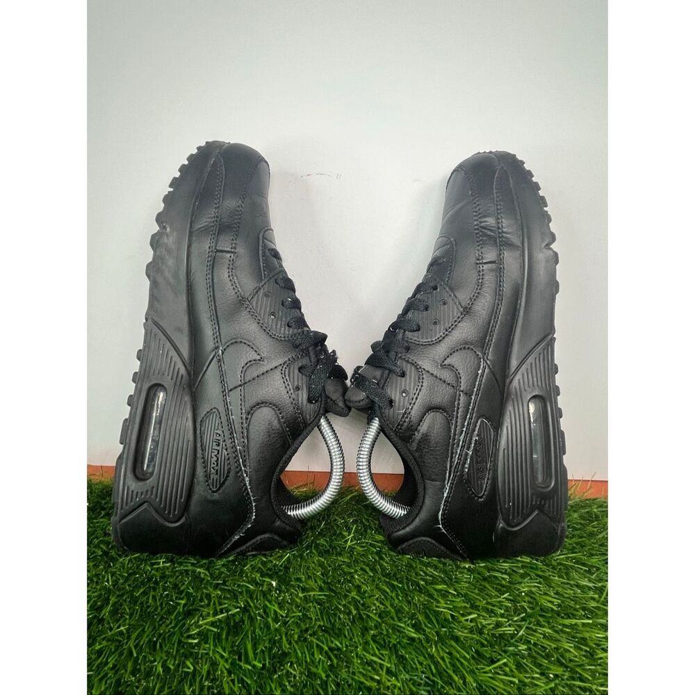 Nike Air Max 90 LTR Triple Black Leather Sneakers CD6864-001 Youth 7Y Women's 8. - Picture 8 of 10